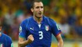 كيليني: الإسبان أفقدوا الكرة الإيطالية هويتها