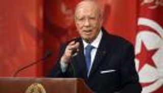 حلم السبسي بـ"حكومة وحدة" بتونس يتحطم على صخرة "اتحاد الشغل"