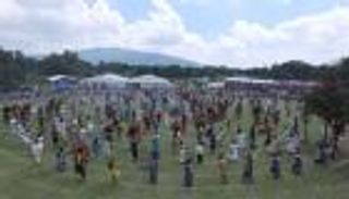 بالفيديو.. اكتشف أكبر عرض راقص للهنود الحمر