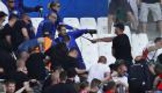 الجماهير تضع المجر وبلجيكا والبرتغال تحت طائلة العقوبات