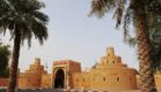 متحف قصر العين يحتفل بـ"يوم التراث العالمي"