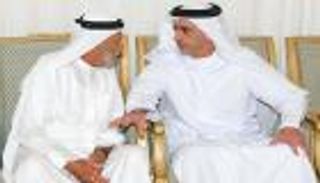 سيف بن زايد يقدم واجب العزاء في الشهيد علي الكعبي