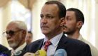 وفد الحوثي يتحفظ على 