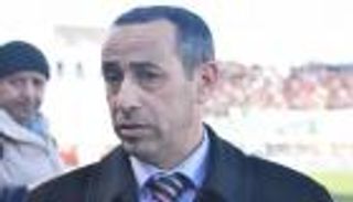 رئيس اتحاد العاصمة الجزائري ينفي تهمة التلاعب بالنتائج