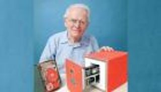 السر المأساوي وراء ابتكار الصندوق الأسود