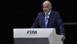 الفيفا ينفي وجود إجراءات رسمية ضد انفانتينو 