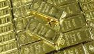 الذهب يتراجع قبل اجتماع مجلس الاحتياطي