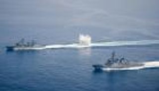 تراجع زورقين لكوريا الشمالية بعد طلقات تحذيرية جنوبية 