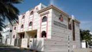 "الإمارات للسلامة المرورية" توزع وجبات إفطار على السائقين