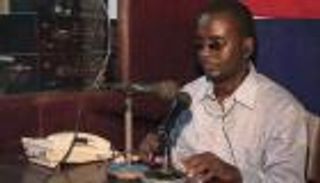 صحفي صومالي "كفيف" يحارب انعدام الأمن وتحديات الإعاقة