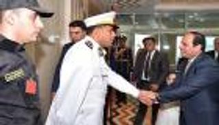 السيسي لرجال الشرطة: الانتباه لمحاولات النيل من الوطن