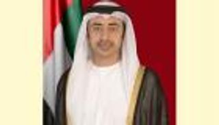 عبدالله بن زايد يتلقى