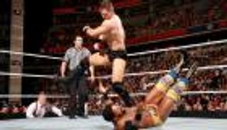 ذا ميز يستمر بطلًا للإنتركونتيننتال بفضل ألاعيب زوجته