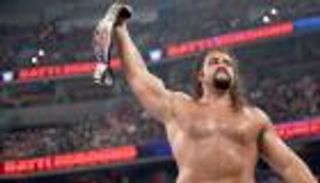 روسيف يجبر زاك رايدر على الاستسلام ويحتفظ بلقبه