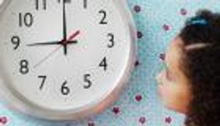 هل تتغير ساعة المصريين أخر يوم رمضان؟