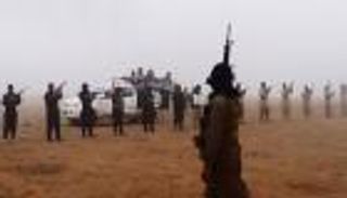 4 قتلى بينهم شرطيان في هجوم انتحاري بالعراق تبناه