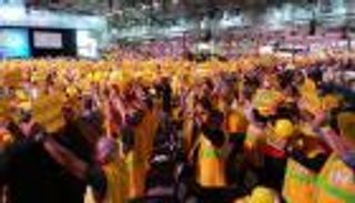 معارض إيراني لـ