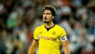 قائد دورتموند يقترب من بايرن ميونيخ