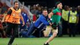 مقتحم ملعب مباراة البرتغال 