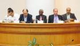 الإبداع والنقد شرطان أساسيان لتجديد الخطاب الثقافي