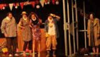 مسرحية اللبنانية عايدة صبرا.. الكوميديا عندما تُفكّك وتفضح