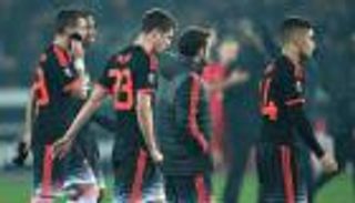 مشجع هندي يتهكم على خسائر مانشستر يونايتد المتتالية