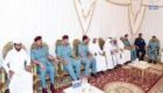 قائد عام شرطة الشارقة والضباط يعزون أسرة الشهيد البلوشي