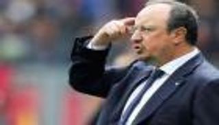 بينيتيز يضم راموس لقائمة فالنسيا ويستبعد كارباخال