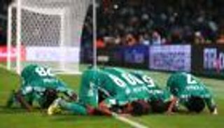 الرجاء يحقق الفوز السادس على التوالي بالدوري المغربي