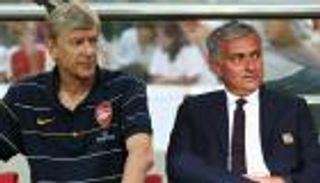 صحيفة إنجليزية تكذّب واقعة إحراج فينجر لمورينيو 