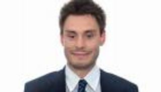 سفير إيطاليا يغادر القاهرة بعد استدعائه على خلفية قضية ريجيني