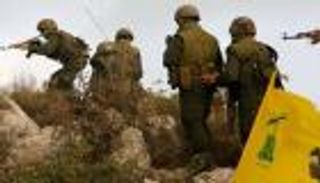 إسرائيل تعلن للمرة الأولى قصف سوريا لمنع وصول السلاح لحزب الله