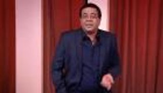 بالفيديو.. أحمد آدم للشعب السوري: حذاء الشهيد فوق راسي