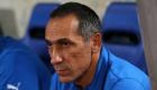 مدرب الهلال السعودي: حاولت حماية شراحيلي 1000 مرة