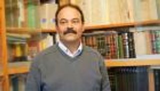 جائزة الشيخ زايد للكتاب تنعي فائزها المترجم المنصوري