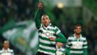 توتنهام يتجاوز ليستر سيتي في السباق على سليماني