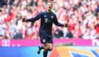 نوير يحطم رقمه القياسي بالدوري الألماني