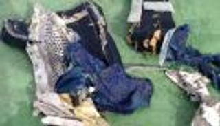 الطائرة المصرية المنكوبة.. جهاز التسجيل أظهر كلمة "حريق" قبل الاصطدام