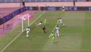 شاهد.. بصاص يهدر أغرب فرصة في دوري جميل