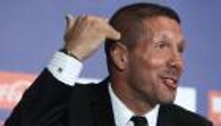 سيميوني يرفض الرد على رئيس البايرن