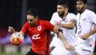 بطل الدوري القطري يختتم الموسم بهزيمة جديدة