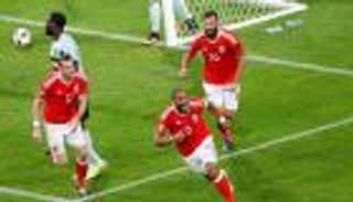 ويلز تنهي أحلام بلجيكا وتحقق تأهلًا تاريخيًا لنصف نهائي اليورو