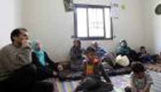 حال نصف اللاجئين السوريين بلبنان: 