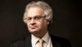 أمين معلوف شخصية العام الثقافية  لـ"زايد للكتاب"