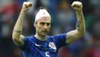 مدافع كرواتيا تخصص إصابات رأس في اليورو