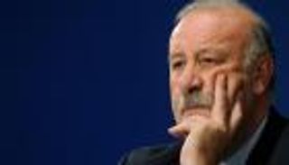 ديل بوسكي يستقيل من تدريب أسبانيا