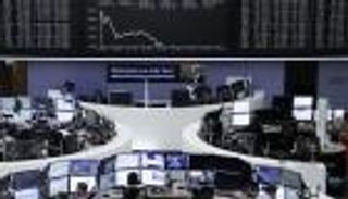 أسهم أوروبا تنهي موجة خسائر