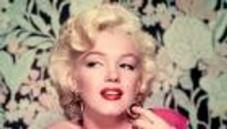 بالصور.. مقتنيات مارلين مونرو التي لم يرَها أحد من قبل