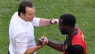 مدرب بلجيكا: سهام النقد لا تجرحني.. ولا أخشى إلا الموت