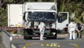 إنفوجراف.. ثلث قتلى هجوم نيس مسلمون